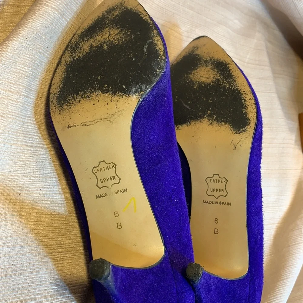 Morgan Taylor Old Hollywood leather vintage pumps